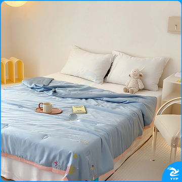 婵思 CHANSI 冰激凌凉感莱赛尔夏被 CLFS230214 200*230cm 填充物成分:涤纶(聚酯纤维) 重量约1000g (天真蓝)